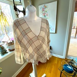 VINCE CROSSOVER PULLOVER BLOUSE